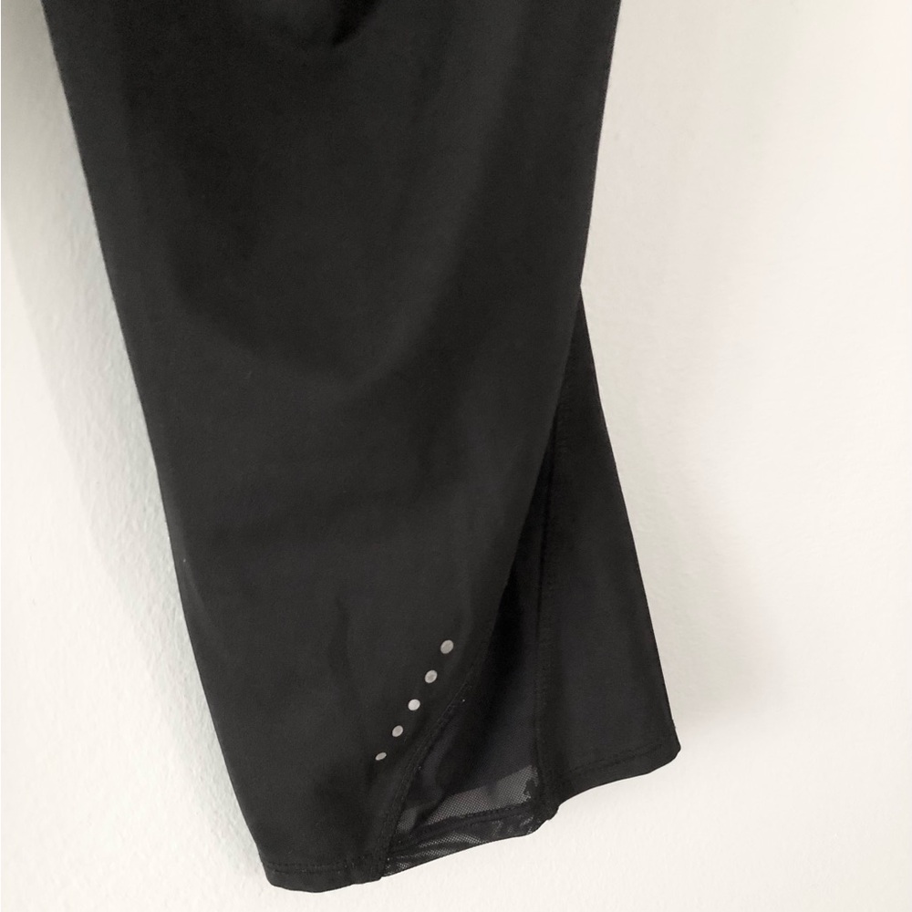 Tangerine Cropped Active Leggings - Picture 3 of 6